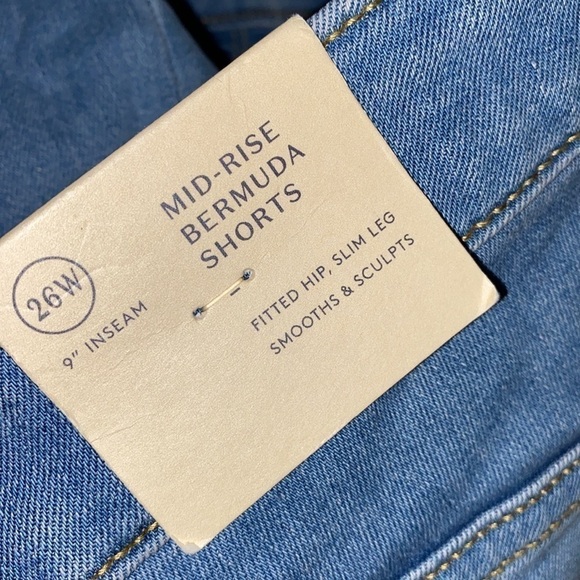 Universal‎ Thread shorts cut off Bermudas NEW light wash stretch 26 w distressed - Picture 4 of 8